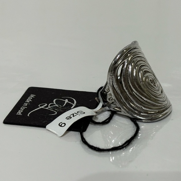✨ NWT E&L  Sterling Silver Swirl Ring size 9 - Picture 2 of 5